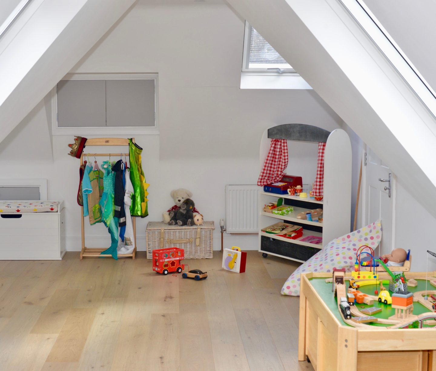 How to use VELUX roof windows in a loft extension to create a children's playroom