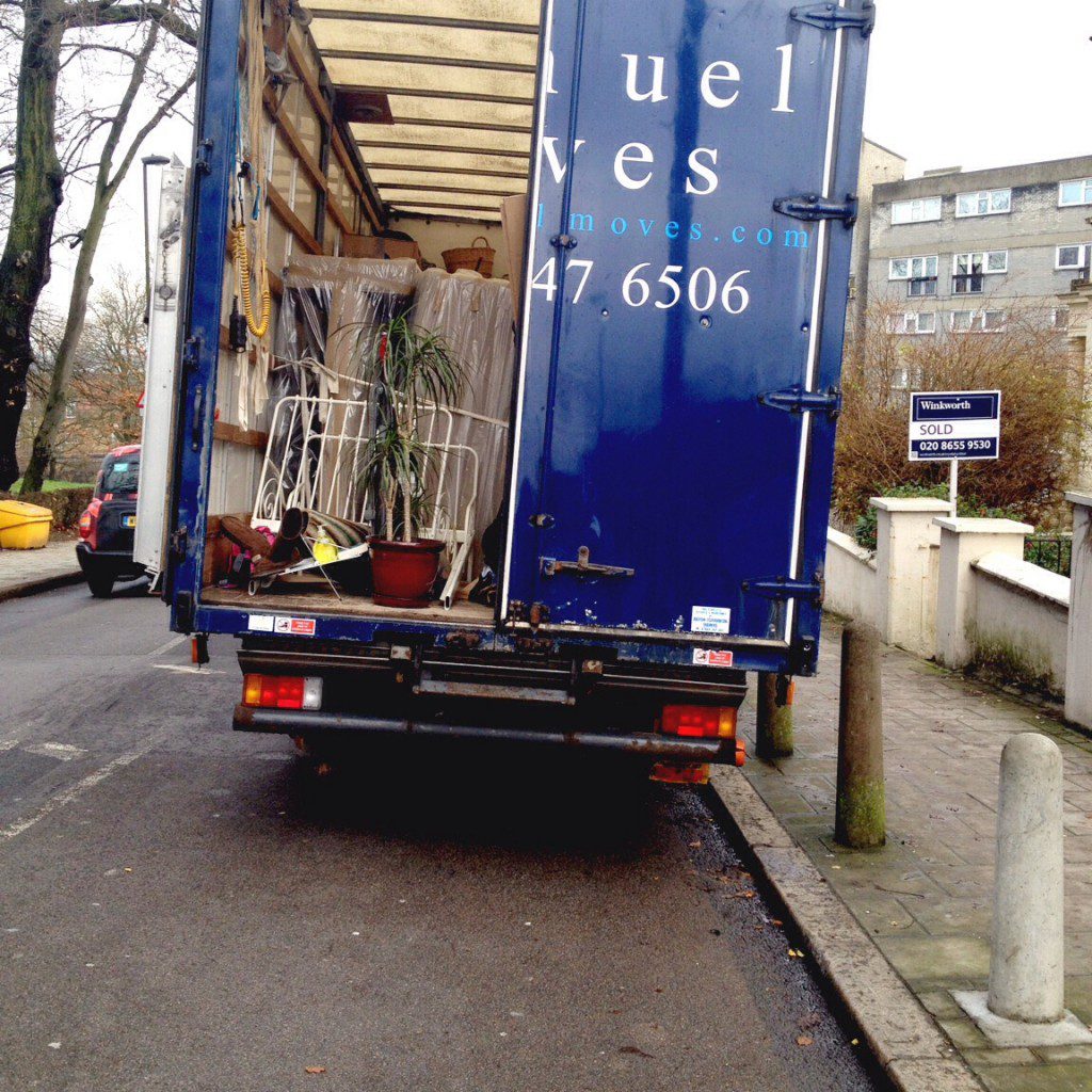 Tips for moving house with children