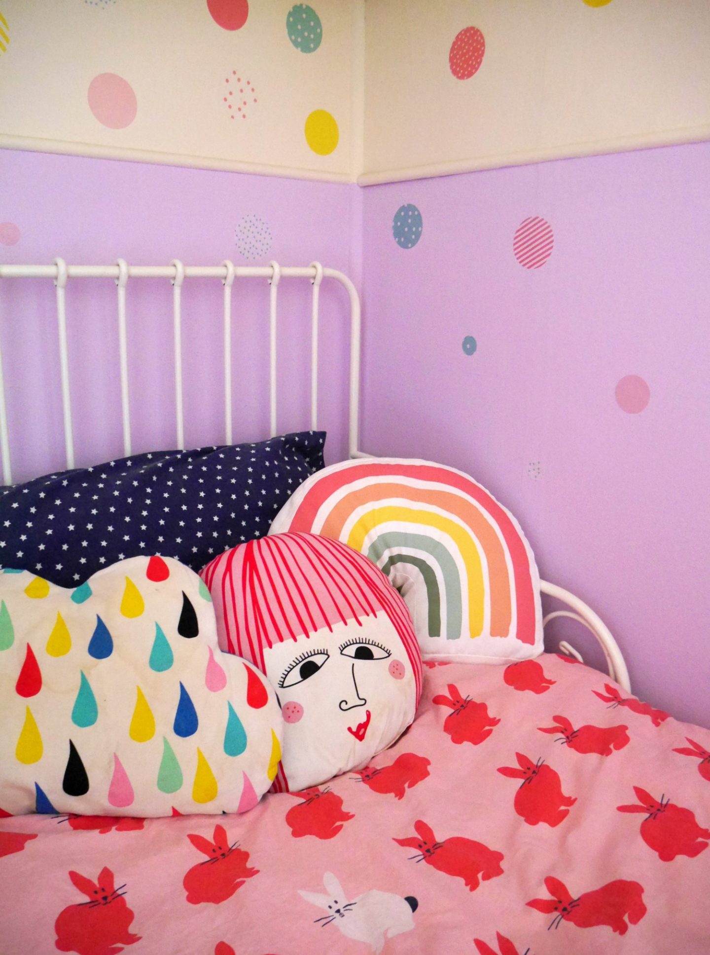 Lavender wall - painting sections of a wall in colourful children's bedrooms 