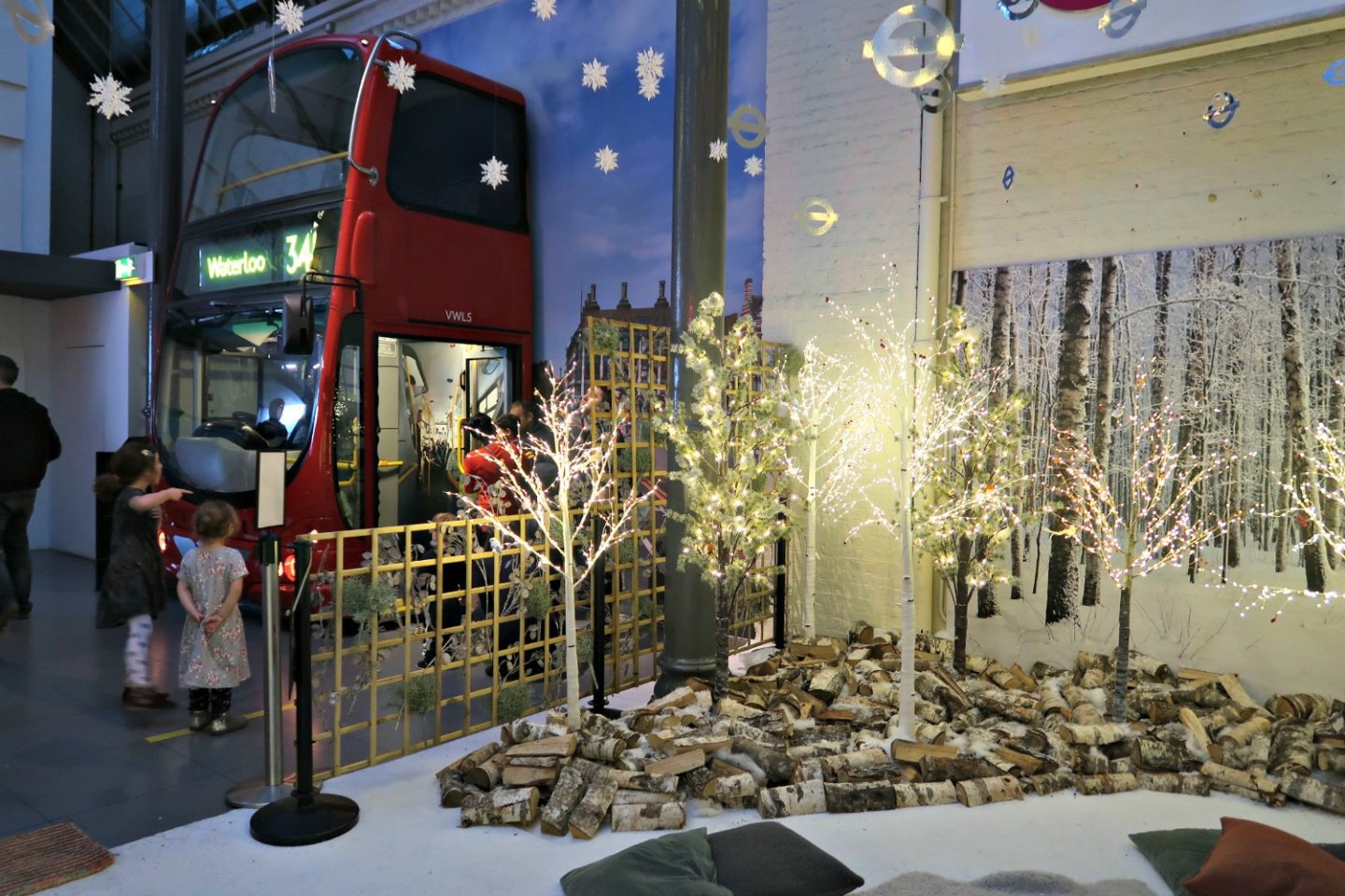London Transport Museum - bus scene in winter