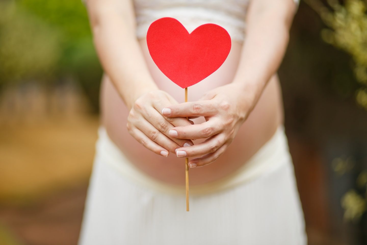 How to hide pregnancy from friends and colleagues if you're not ready to tell people yet!