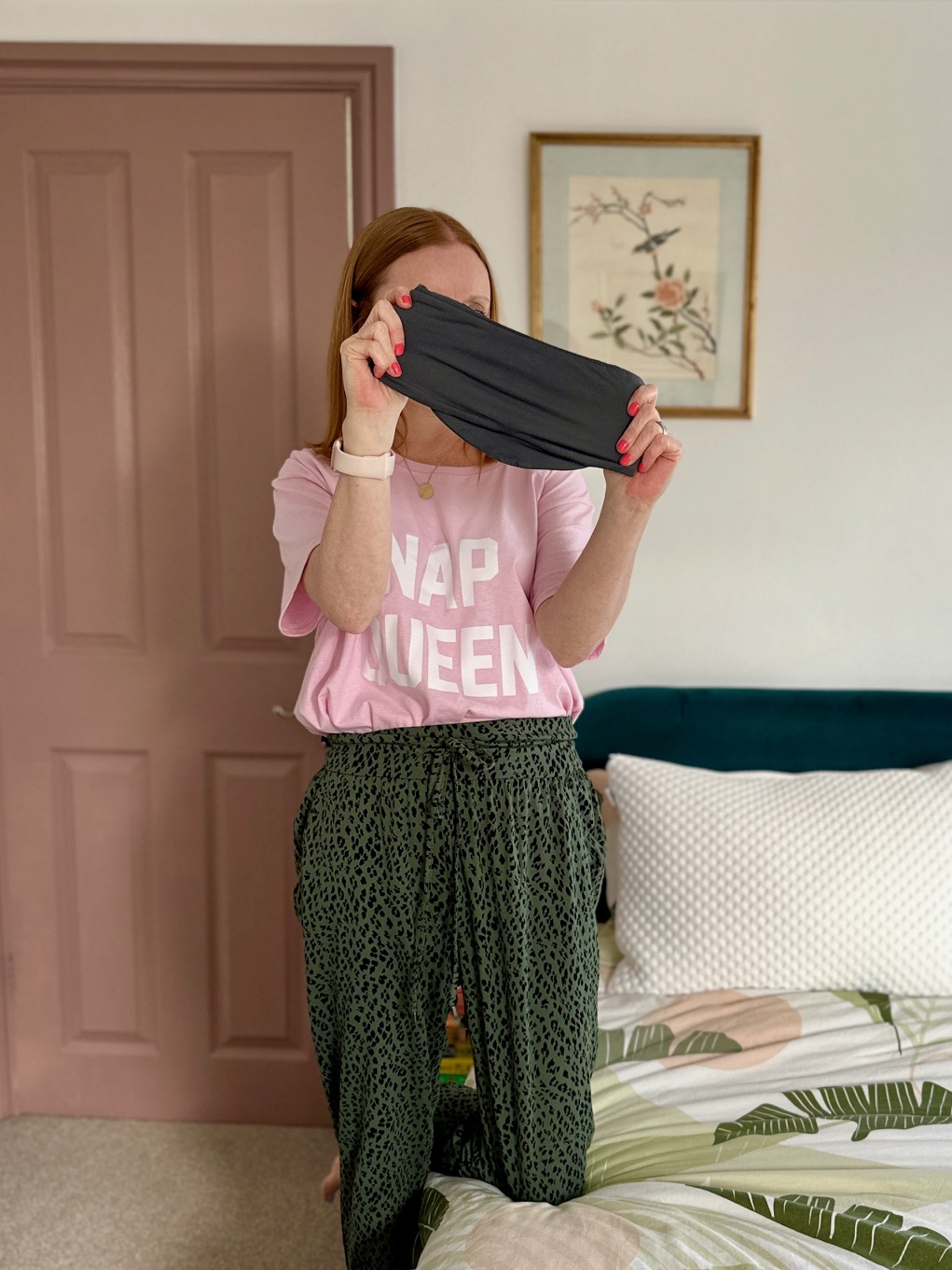sleep tips with TEMPUER - use an eye mask